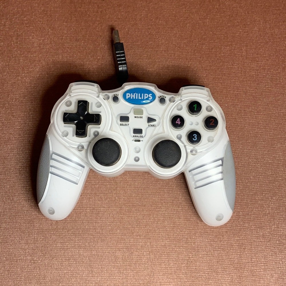 Philips USB Dual shock game controller with retractable USB cord